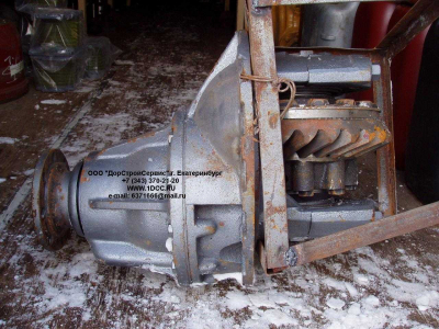 Редуктор заднего моста (28/17, i-5.73, фланец 8х165) H HOWO (ХОВО)  фото 1 Москва